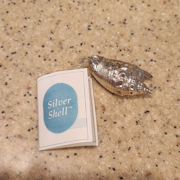 Silver Shell Christmas Ornament Prosperity Tree Farms New - Picture 1 of 5
